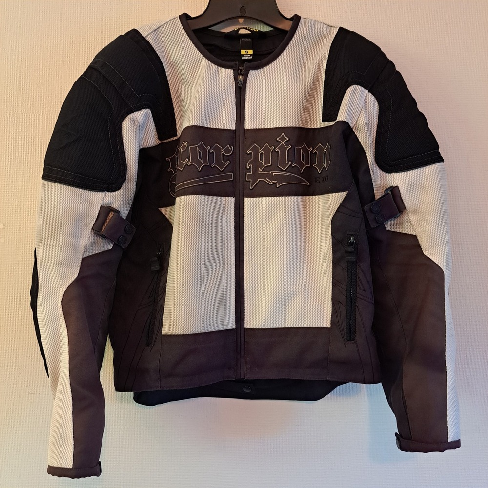 Scorpion EXO Mesh Motorcycle Jacket Mens SM Black White Exo Skeletal Excellent